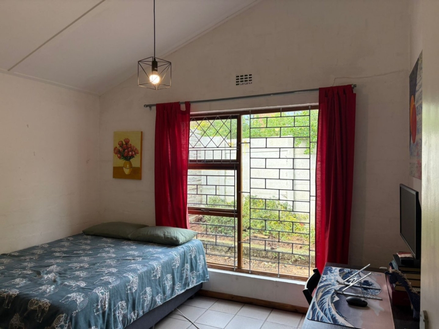 To Let  Bedroom Property for Rent in Capri Western Cape
